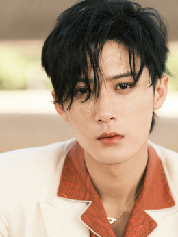 李淇（檀健次饰演）